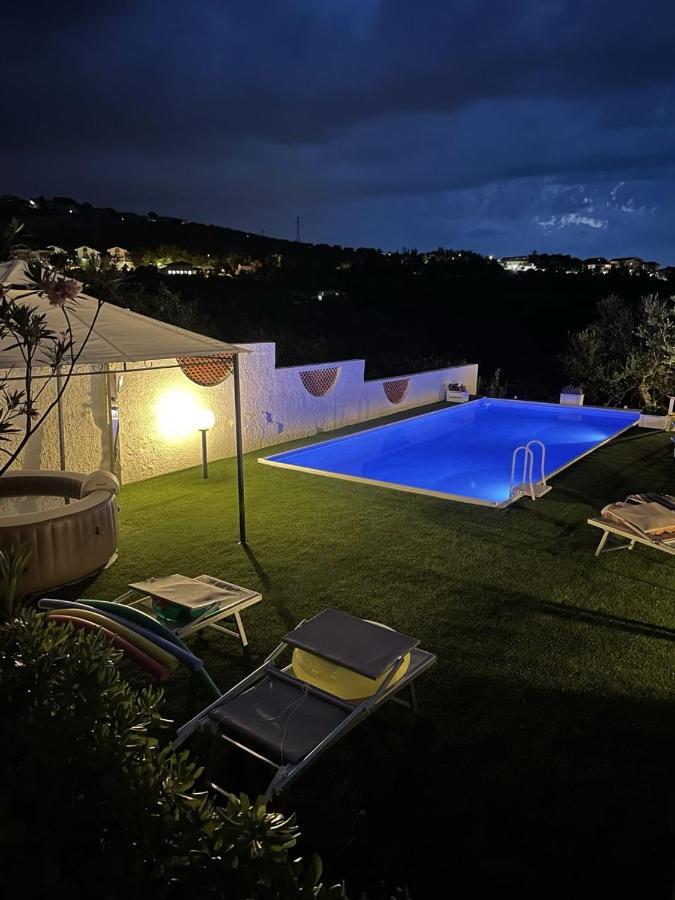 Willa Il Giardino Degli Ulivi Citta Sant'Angelo Zewnętrze zdjęcie